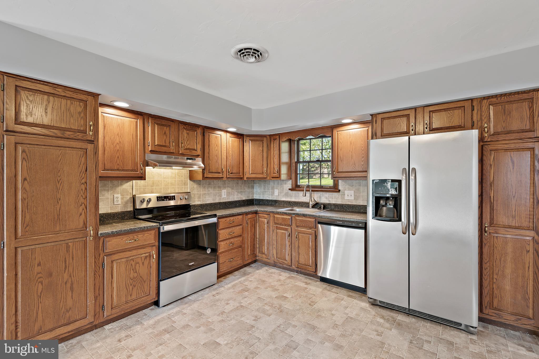420 Black Rock Road Hanover, PA 17331 - Photo 9 of 24