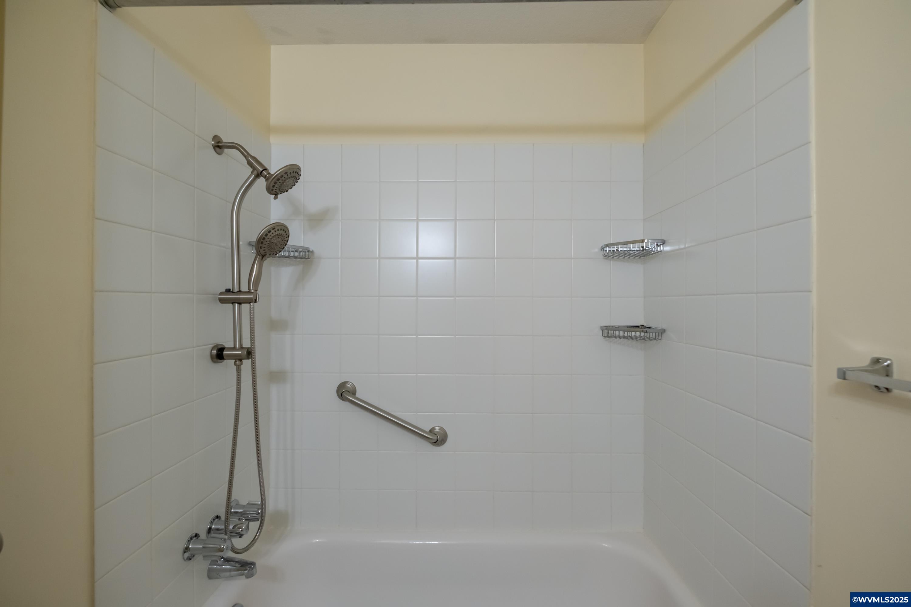 2514 Southeast Fulton Street Albany, OR 97322 - Photo 15 of 34 Gallery Image 15