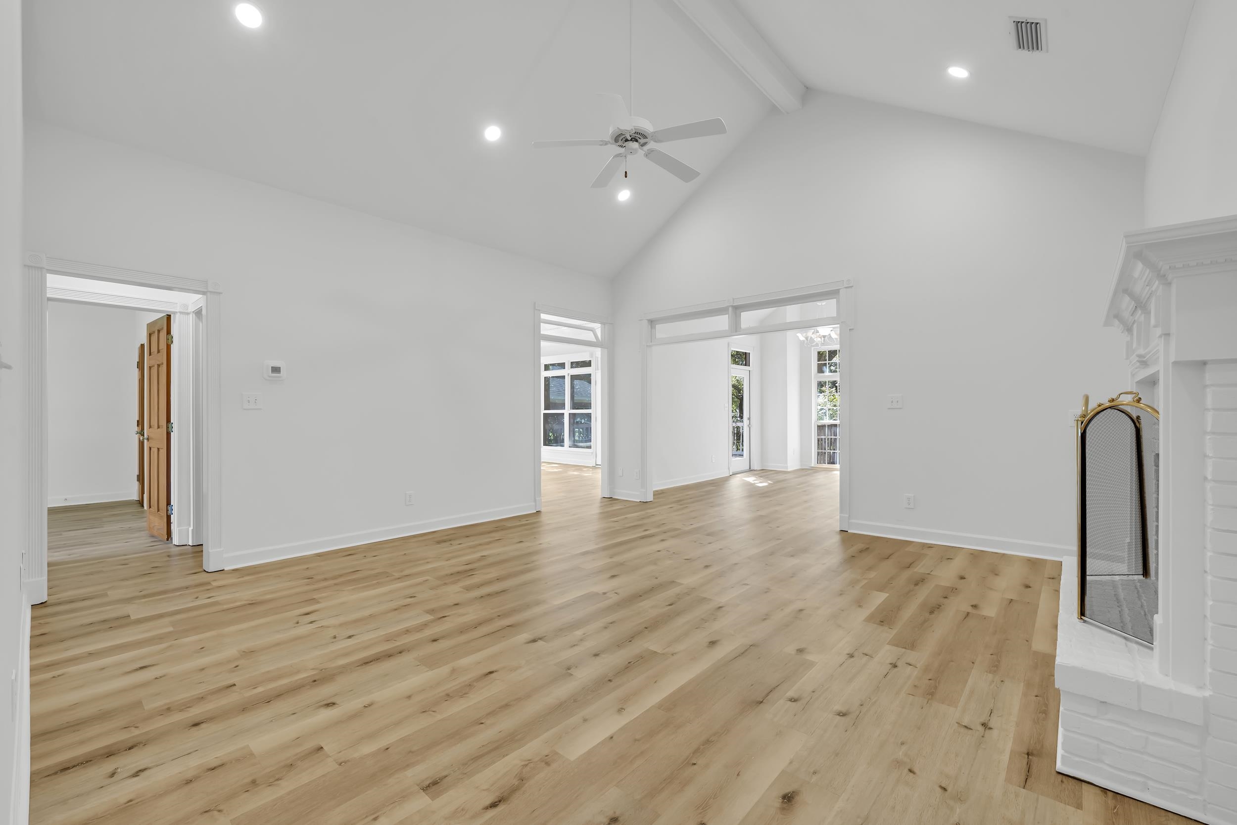 127 Wedge Loop Fairhope, AL 36532 - Photo 14 of 32 Living Room
