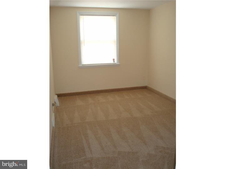 7465 Brockton Road Philadelphia, PA 19151 - Photo 19 of 24 Bedroom 3