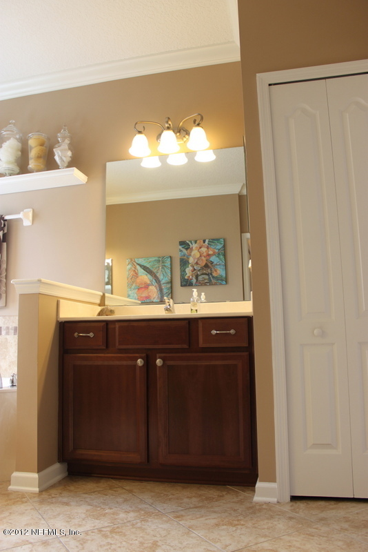 6151 White Tip Road Jacksonville, FL 32258 - Photo 13 of 21 13_Master Bath3
