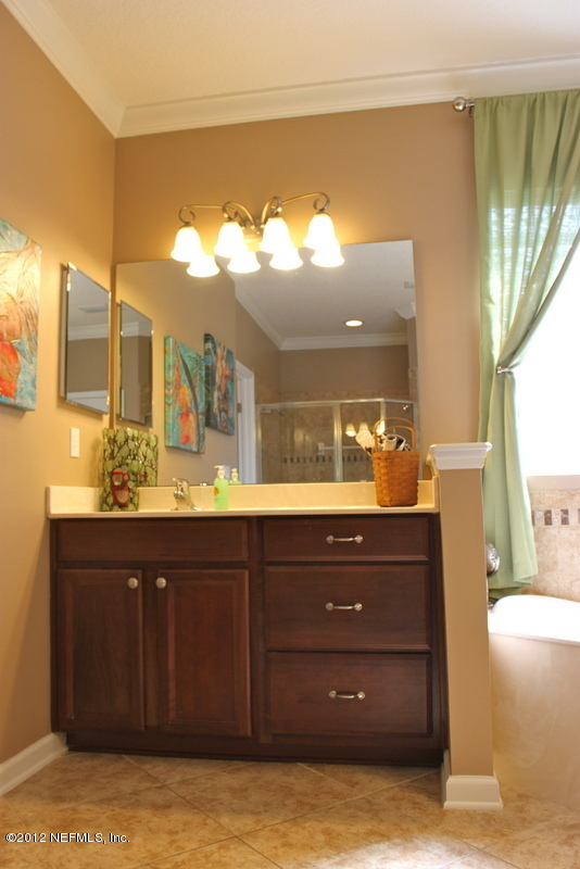 6151 White Tip Road Jacksonville, FL 32258 - Photo 14 of 21 14_Master Bath4