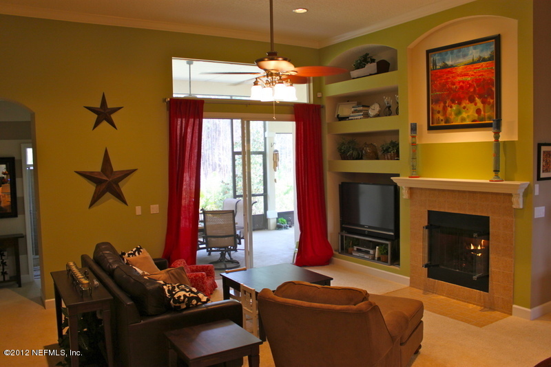 6151 White Tip Road Jacksonville, FL 32258 - Photo 6 of 21 06_Living Room