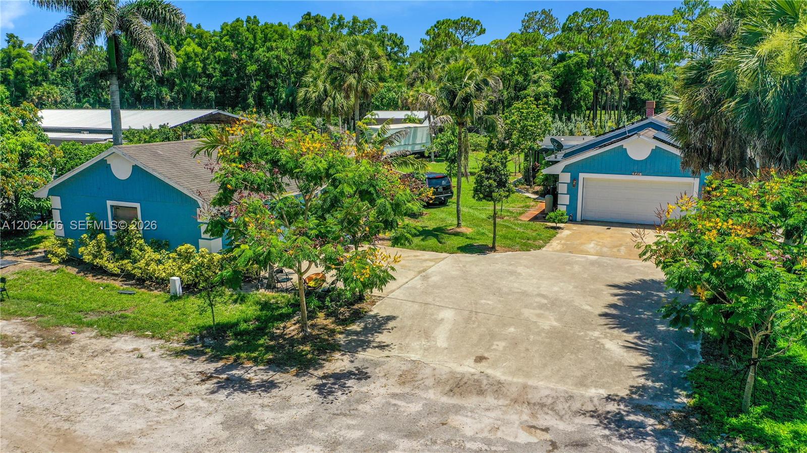 2587 E Road Loxahatchee, FL 33470 - Photo 2 of 49