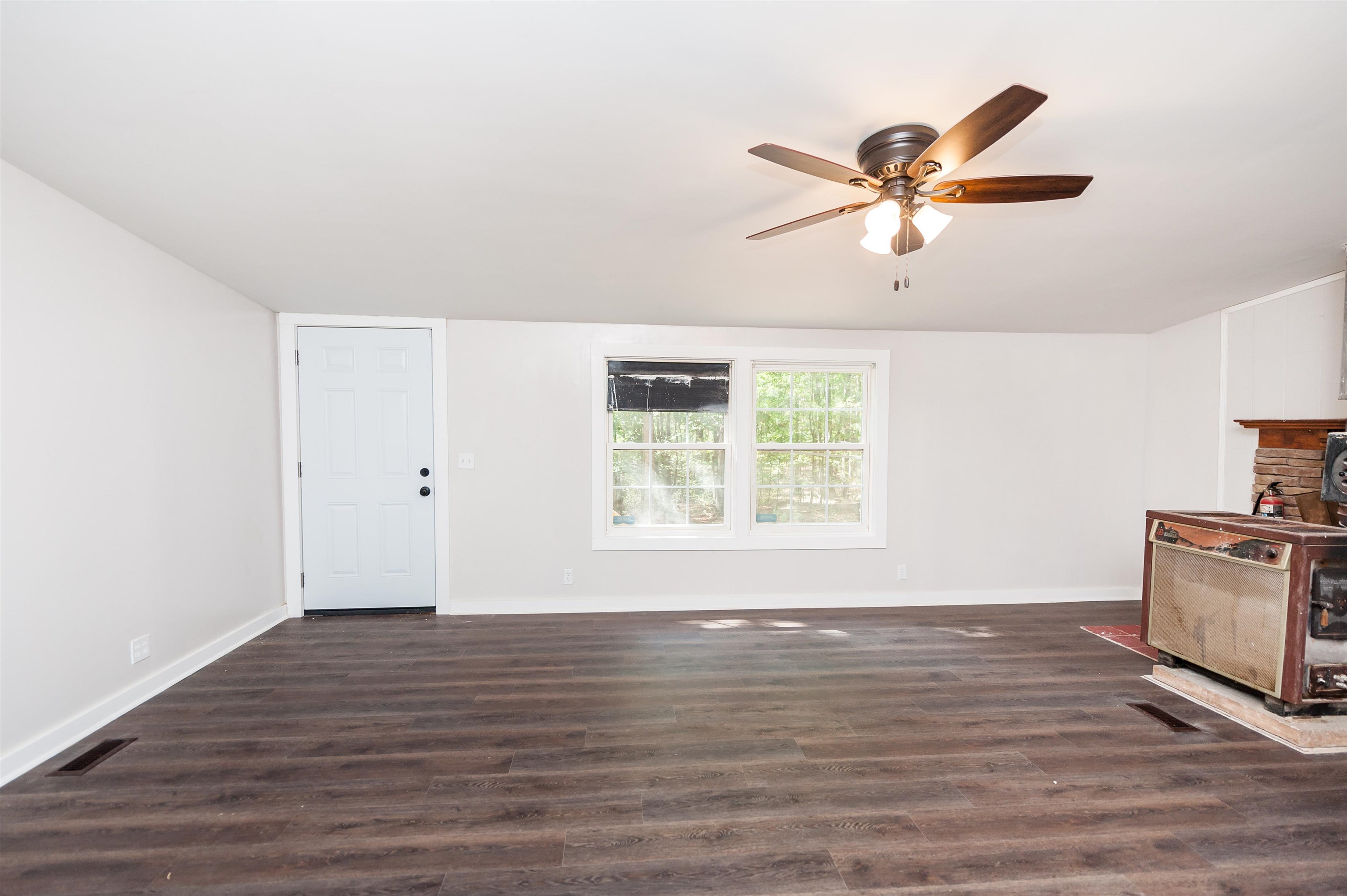 1346 East Georgia Road Woodruff, SC 29388 - Photo 10 of 29 Gallery Image 10