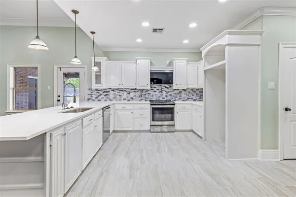 $496,500 | 1630 Hollow Cove, Lake Charles, LA 70611