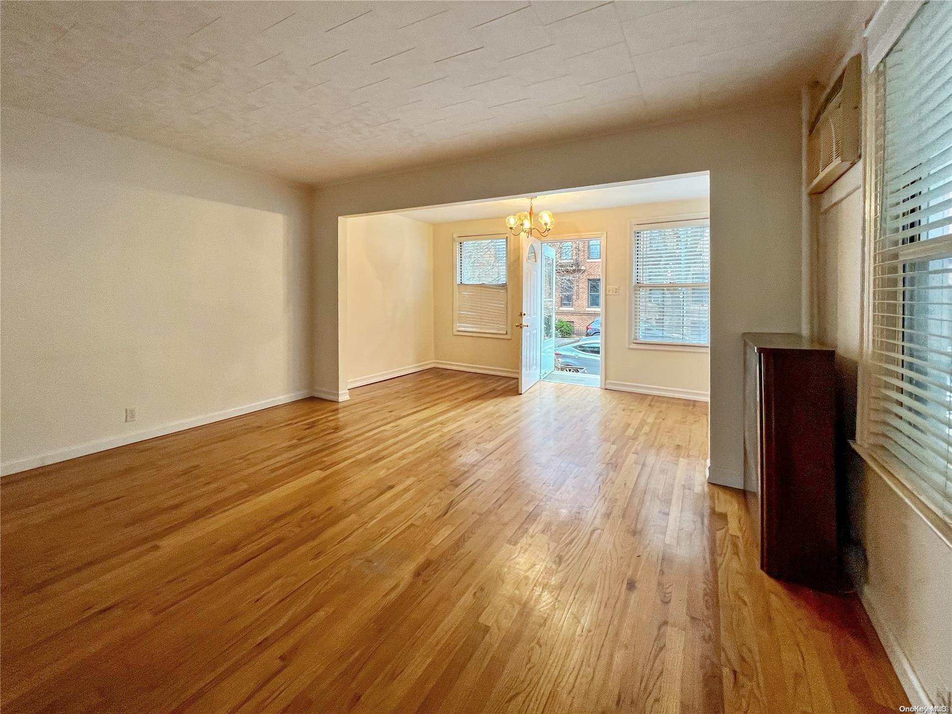 352 95th Street Brooklyn, NY 11209 - Photo 5 of 22
