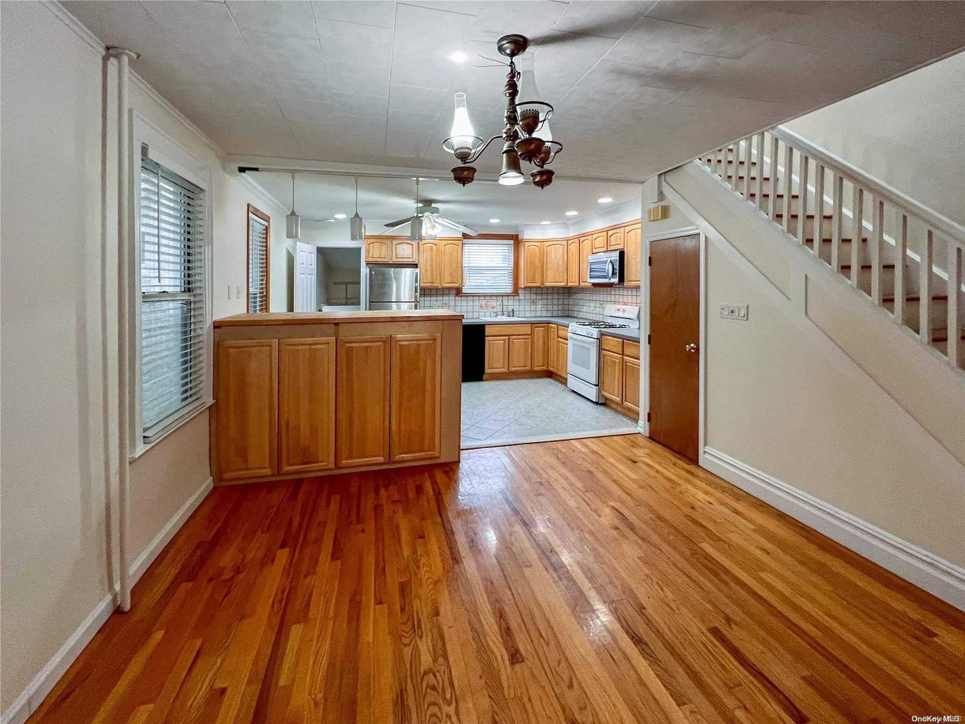352 95th Street Brooklyn, NY 11209 - Photo 7 of 22
