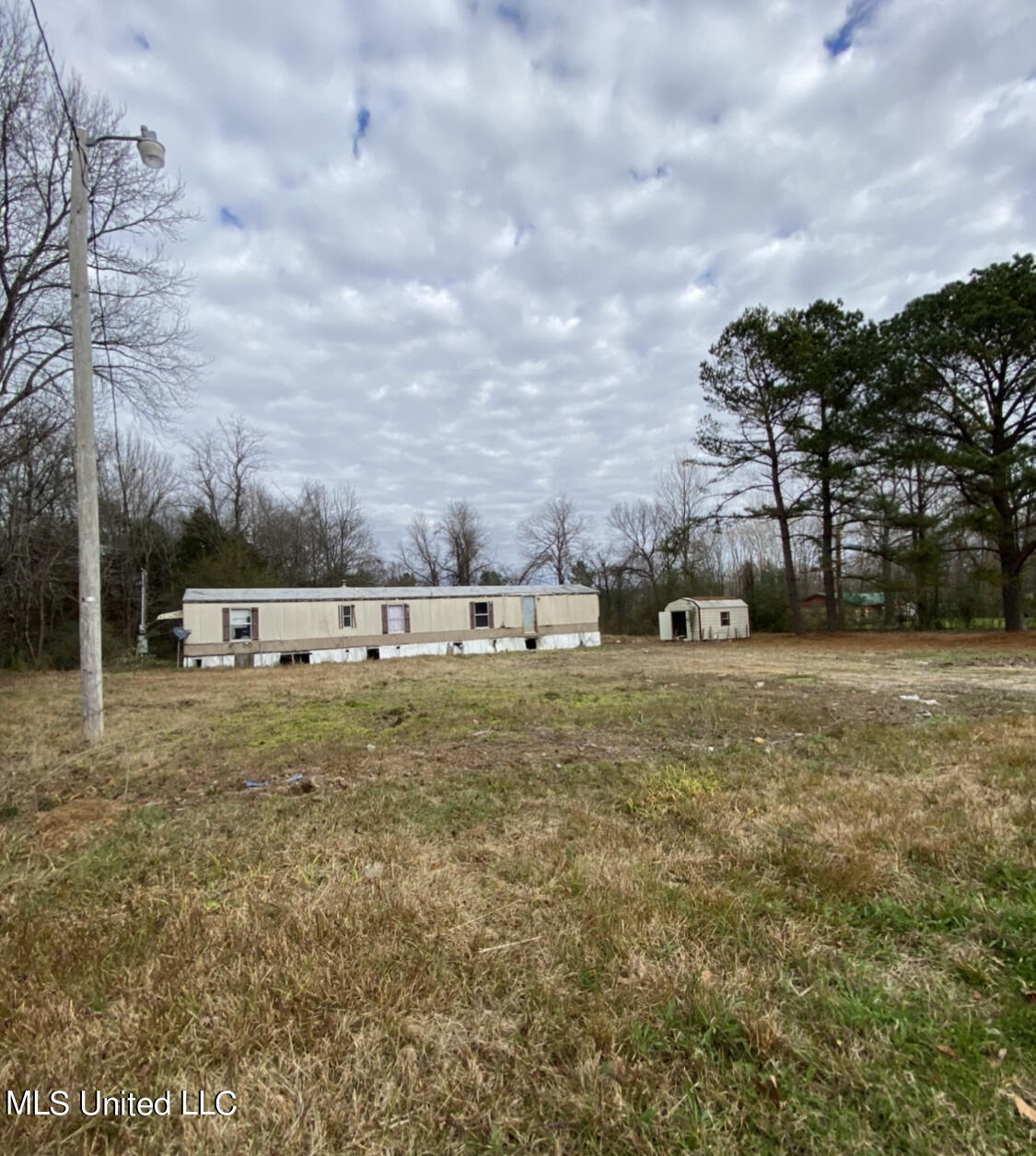 135 Valley View Road Byhalia, MS 38611 - Photo 1 of 4 2016077B-209D-43DD-8164-FB379B8DE7B7