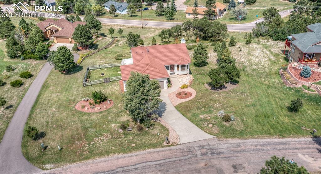 17908 New London Road Monument, CO 80132 - Photo 38 of 41 an aerial view of a house with a garden