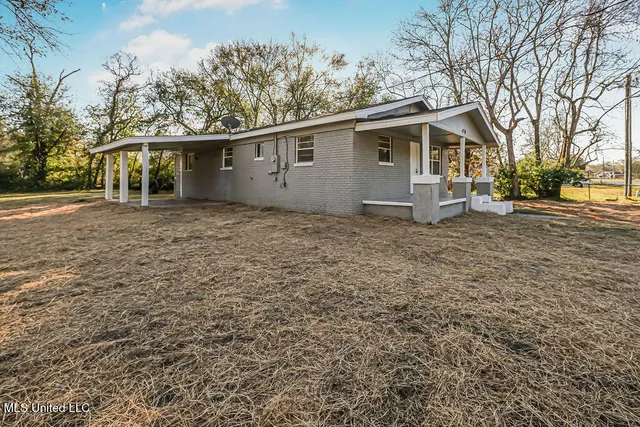 $89,900 | 4718 Jackson Avenue, Moss Point, MS 39563