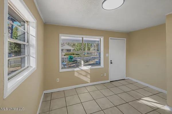 $79,999 | 4718 Jackson Avenue, Moss Point, MS 39563