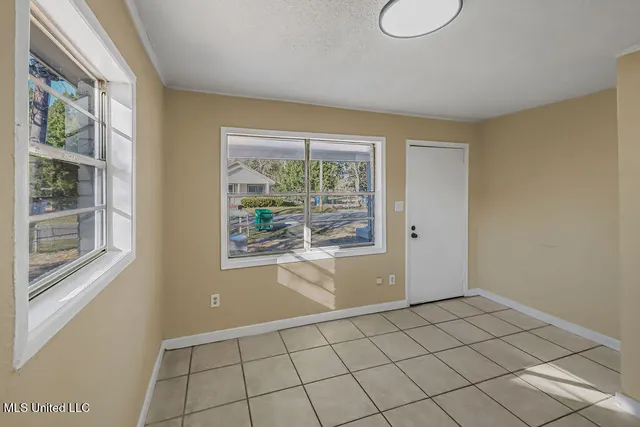 $89,900 | 4718 Jackson Avenue, Moss Point, MS 39563