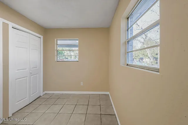 $89,900 | 4718 Jackson Avenue, Moss Point, MS 39563