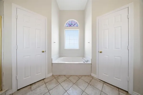 $750,000 | 1177 Plover Circle, Ponder, TX 76259