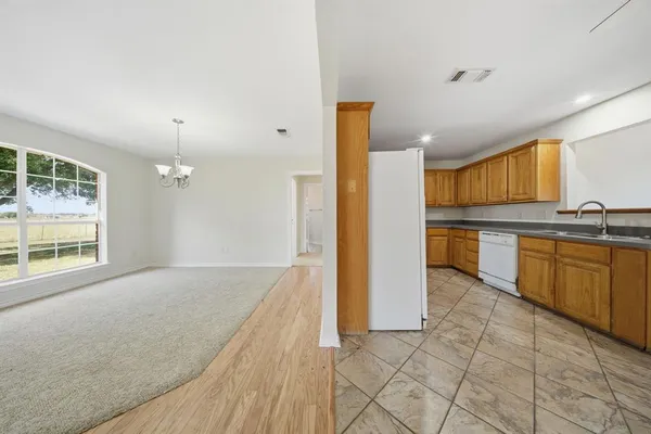 $750,000 | 1177 Plover Circle, Ponder, TX 76259