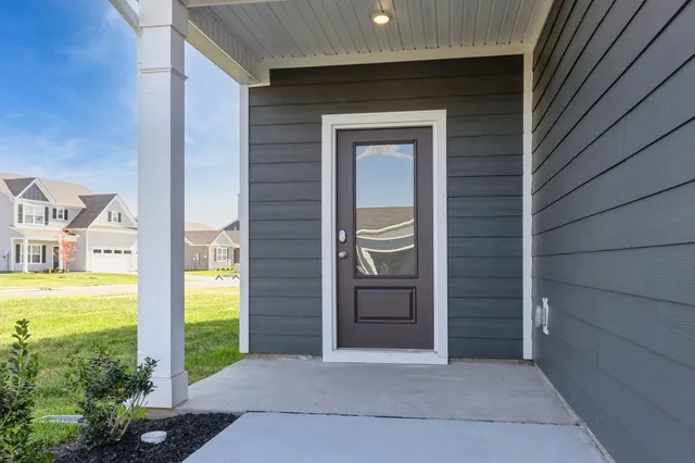 a view of an entryway of the house