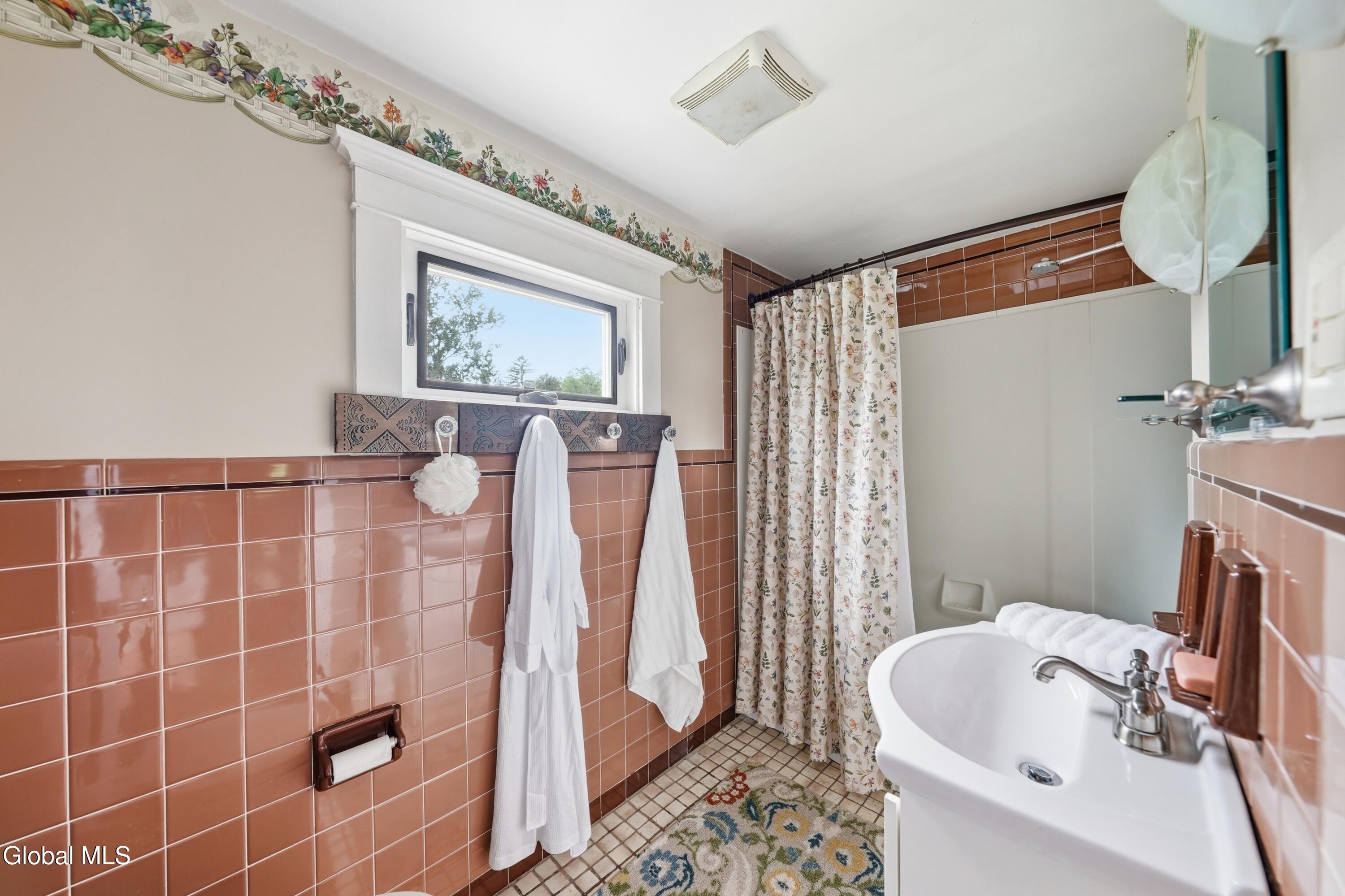 17 Midline Road Ballston, NY 12019 - Photo 27 of 57 DSC06324