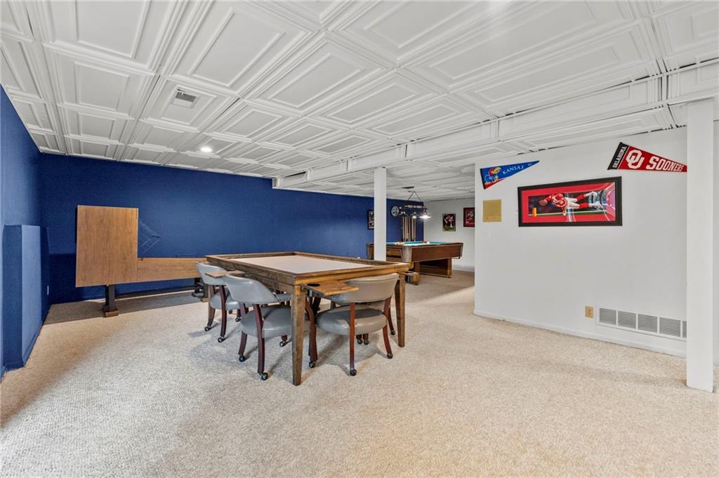 18065 Canterbury Road Stilwell, KS 66085 - Photo 52 of 61