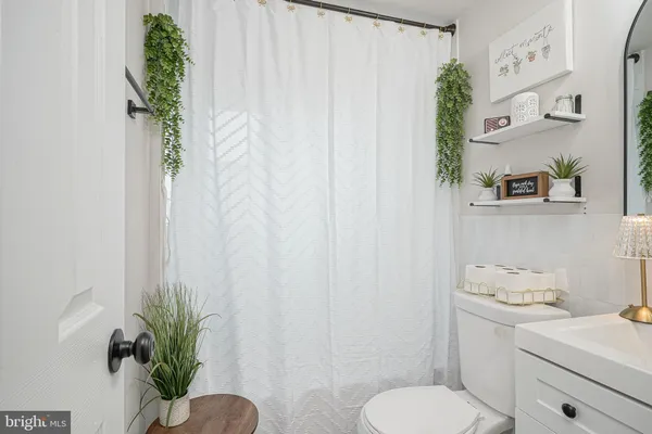 $275,000 | 649 6th Avenue, Lindenwold, NJ 08021