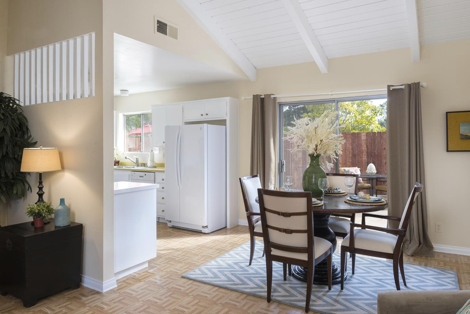 1340 Kenwood Road Santa Barbara, CA 93109 - Photo 7 of 19 Dining