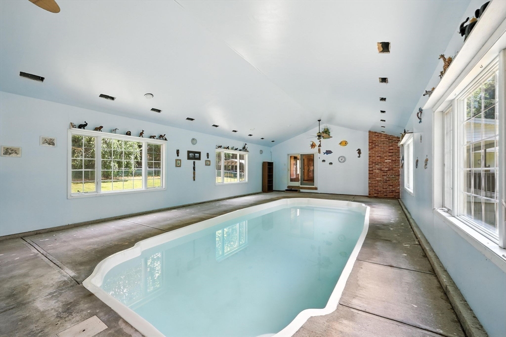 285 Lower Hampden Road Monson, MA 01057 - Photo 18 of 40