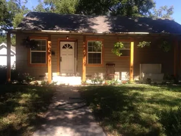 $325,000 | 845 North Ollie Avenue, Stephenville, TX 76401