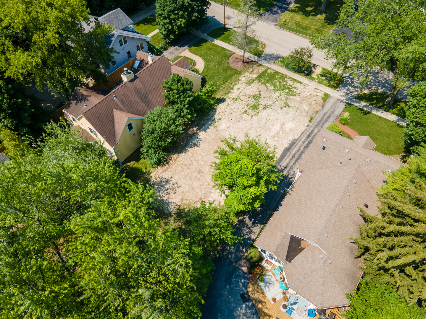 163 Washington Road Lake Forest, IL 60045 - Photo 6 of 8 an aerial view of a house