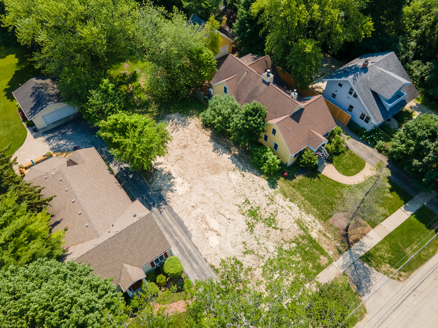 163 Washington Road Lake Forest, IL 60045 - Photo 7 of 8 an aerial view of residential house with outdoor space and trees all around