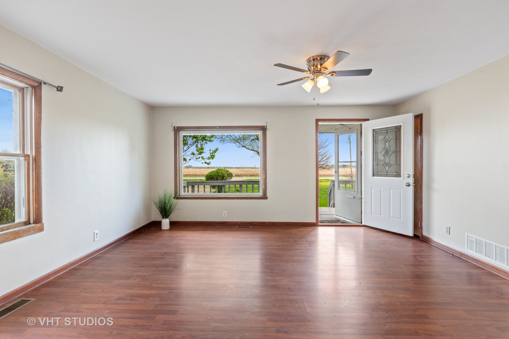 23112 Bunker Hill Road Harvard, IL 60033 - Photo 3 of 12