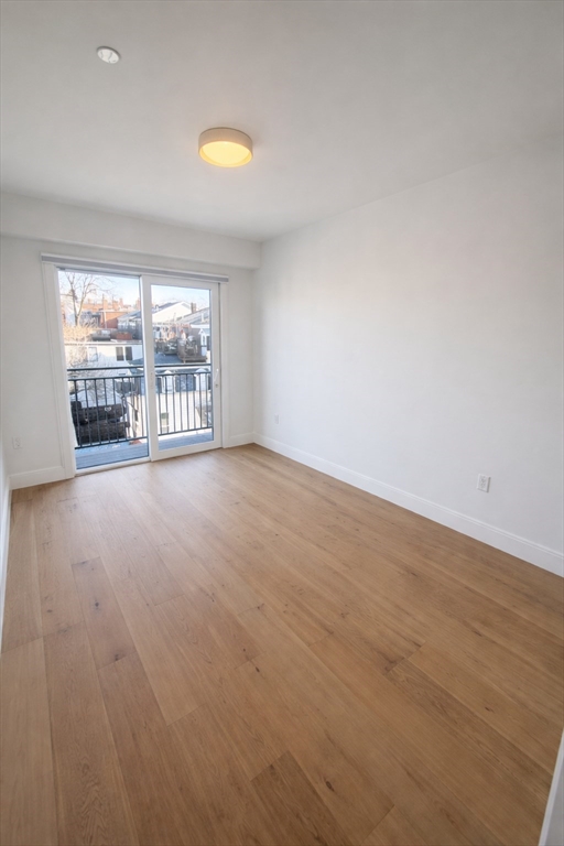 65 L Street, Unit 7 Boston, MA 02127 - Photo 4 of 7
