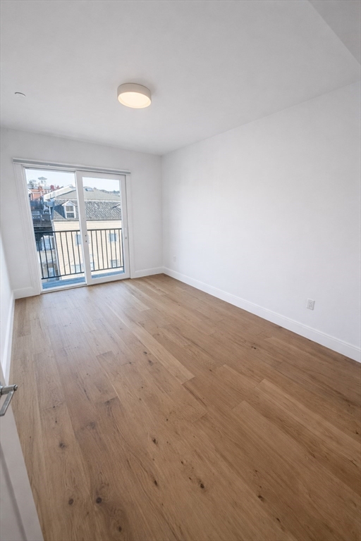 65 L Street, Unit 8 Boston, MA 02127 - Photo 5 of 10