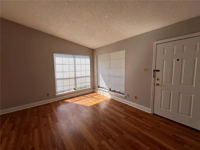 $95,000 | 2912 Manhattan Boulevard, Unit 132, Harvey, LA 70058