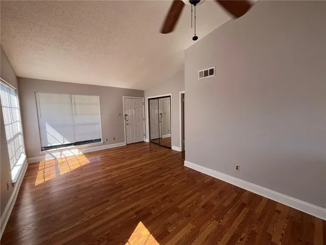 $95,000 | 2912 Manhattan Boulevard, Unit 132, Harvey, LA 70058