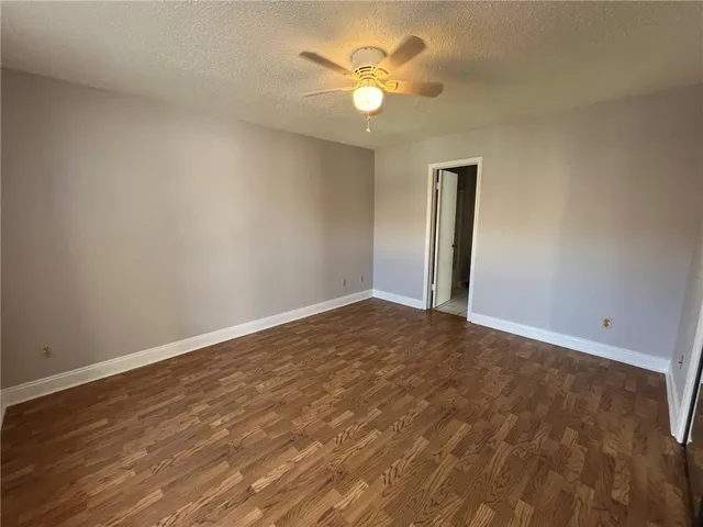 $95,000 | 2912 Manhattan Boulevard, Unit 132, Harvey, LA 70058