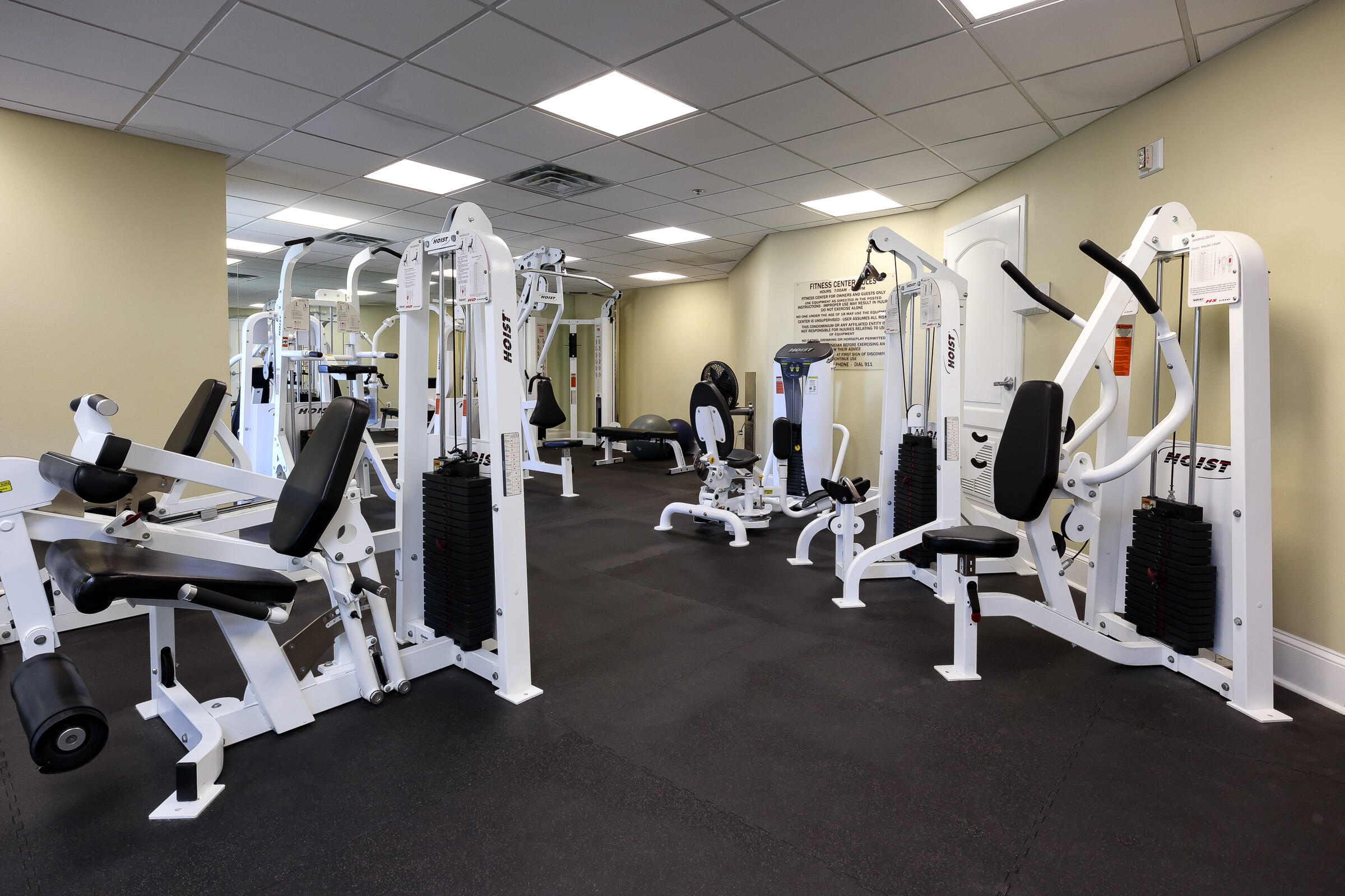 1150 Santa Rosa Boulevard, Unit 421 Fort Walton Beach, FL 32548 - Photo 38 of 46 a view of a room with gym equipment