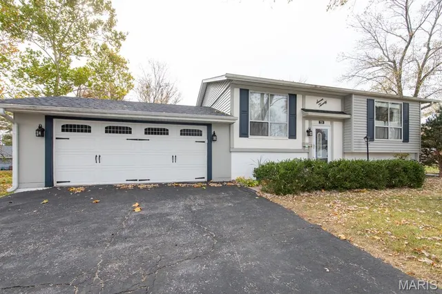 $185,000 | 720 Westbrook Court, O'Fallon, IL 62269