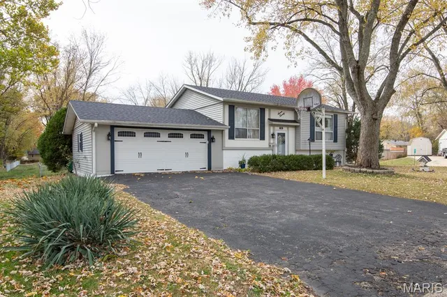 $185,000 | 720 Westbrook Court, O'Fallon, IL 62269