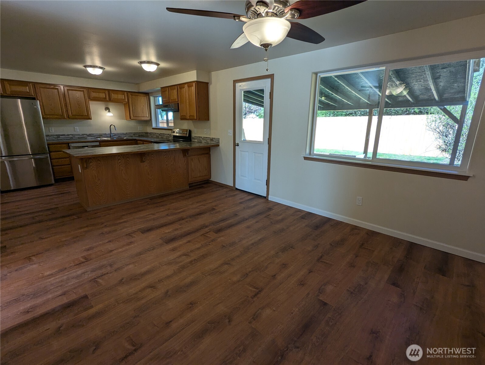 17907 Jordan Street Southwest Rochester, WA 98579 - Photo 12 of 28