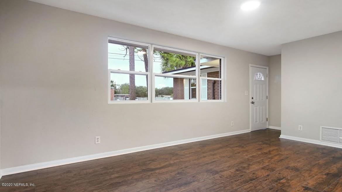 6546 Merrill Road Jacksonville, FL 32277 - Photo 3 of 27 DSC09840
