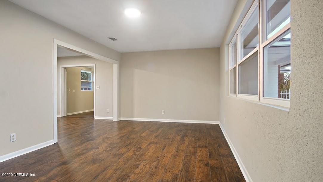 6546 Merrill Road Jacksonville, FL 32277 - Photo 5 of 27 DSC09849