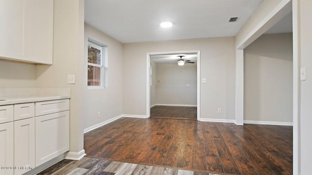 6546 Merrill Road Jacksonville, FL 32277 - Photo 8 of 27 DSC09894