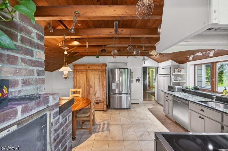 35 Woodledge Road Watchung, NJ 07069 - Photo 16 of 42