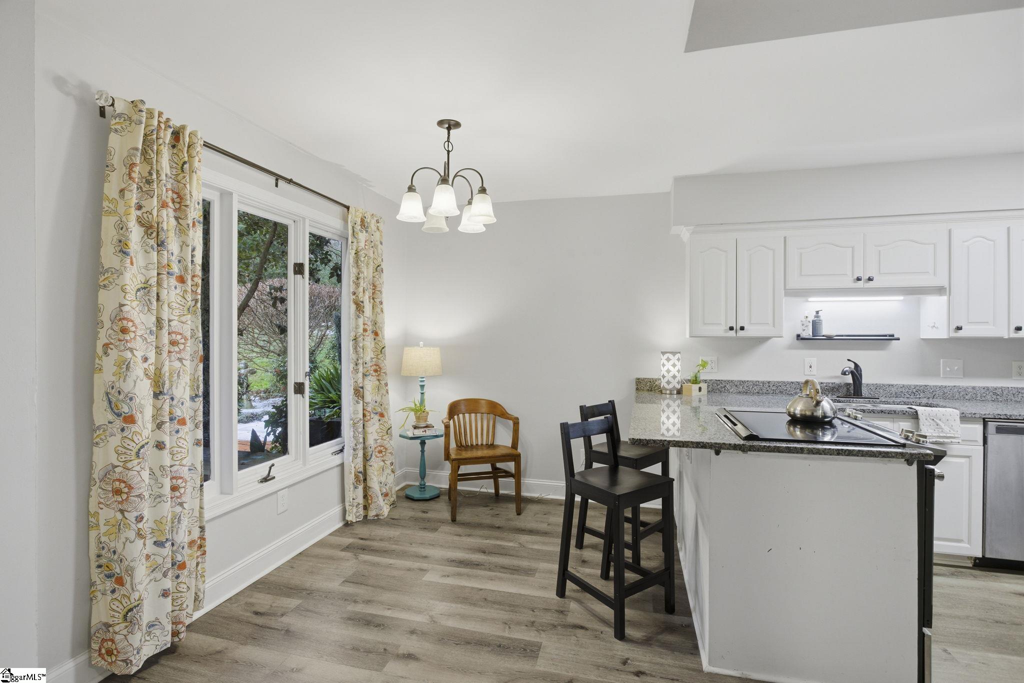 117 Inglewood Way Greenville, SC 29615 - Photo 11 of 39