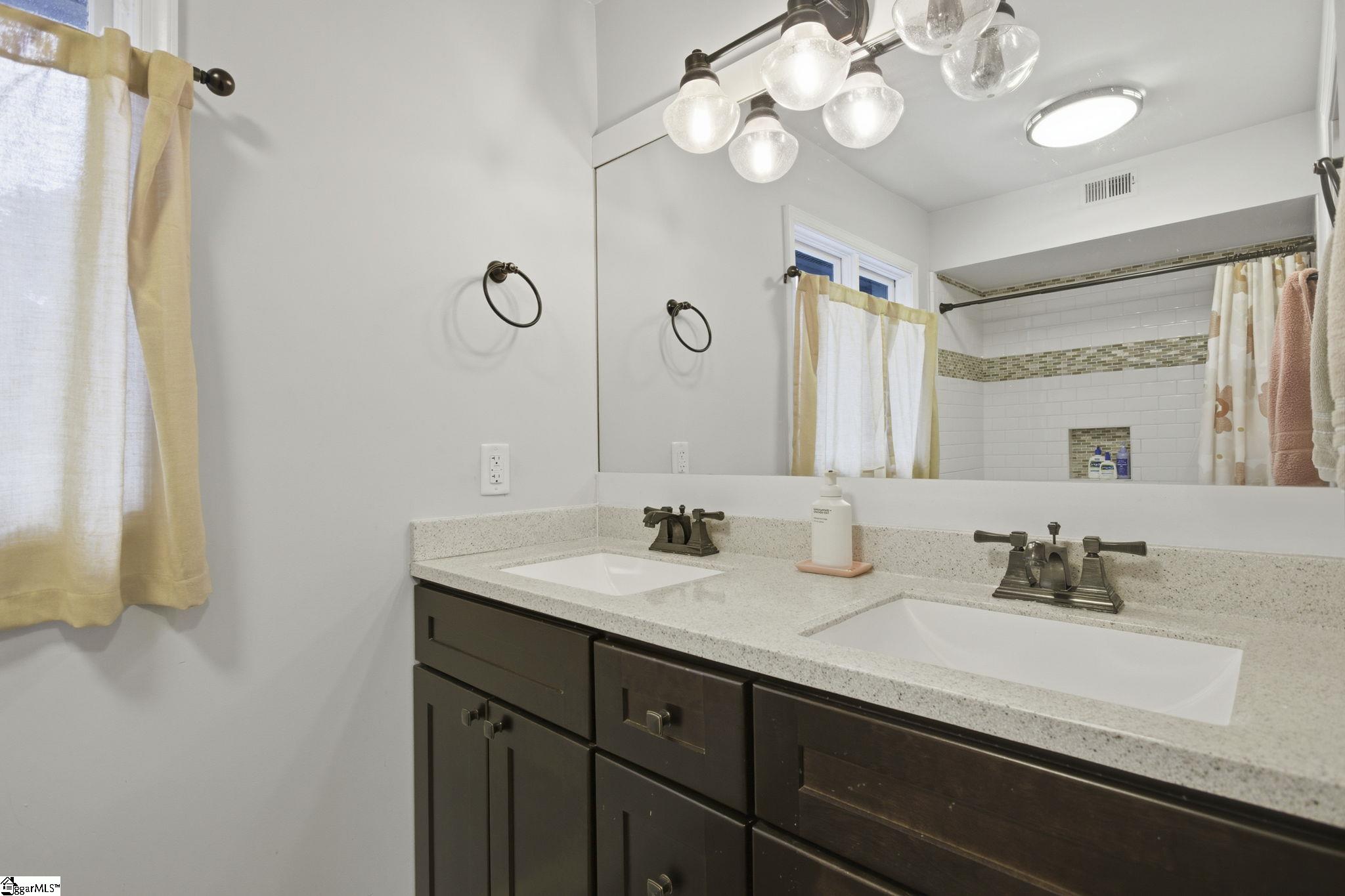 117 Inglewood Way Greenville, SC 29615 - Photo 29 of 39