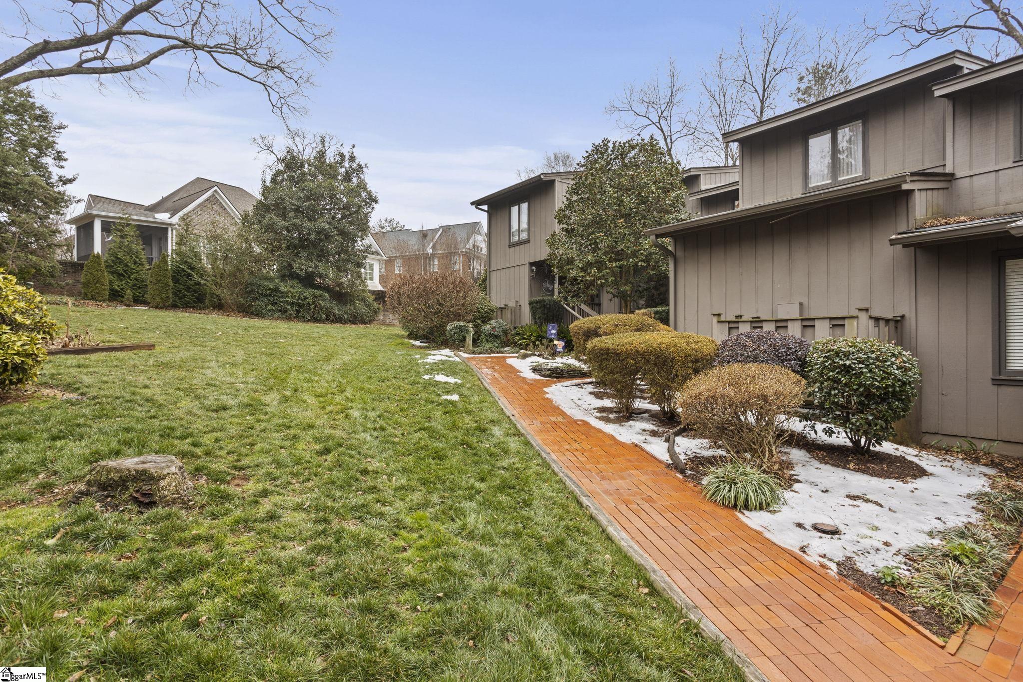 117 Inglewood Way Greenville, SC 29615 - Photo 4 of 39