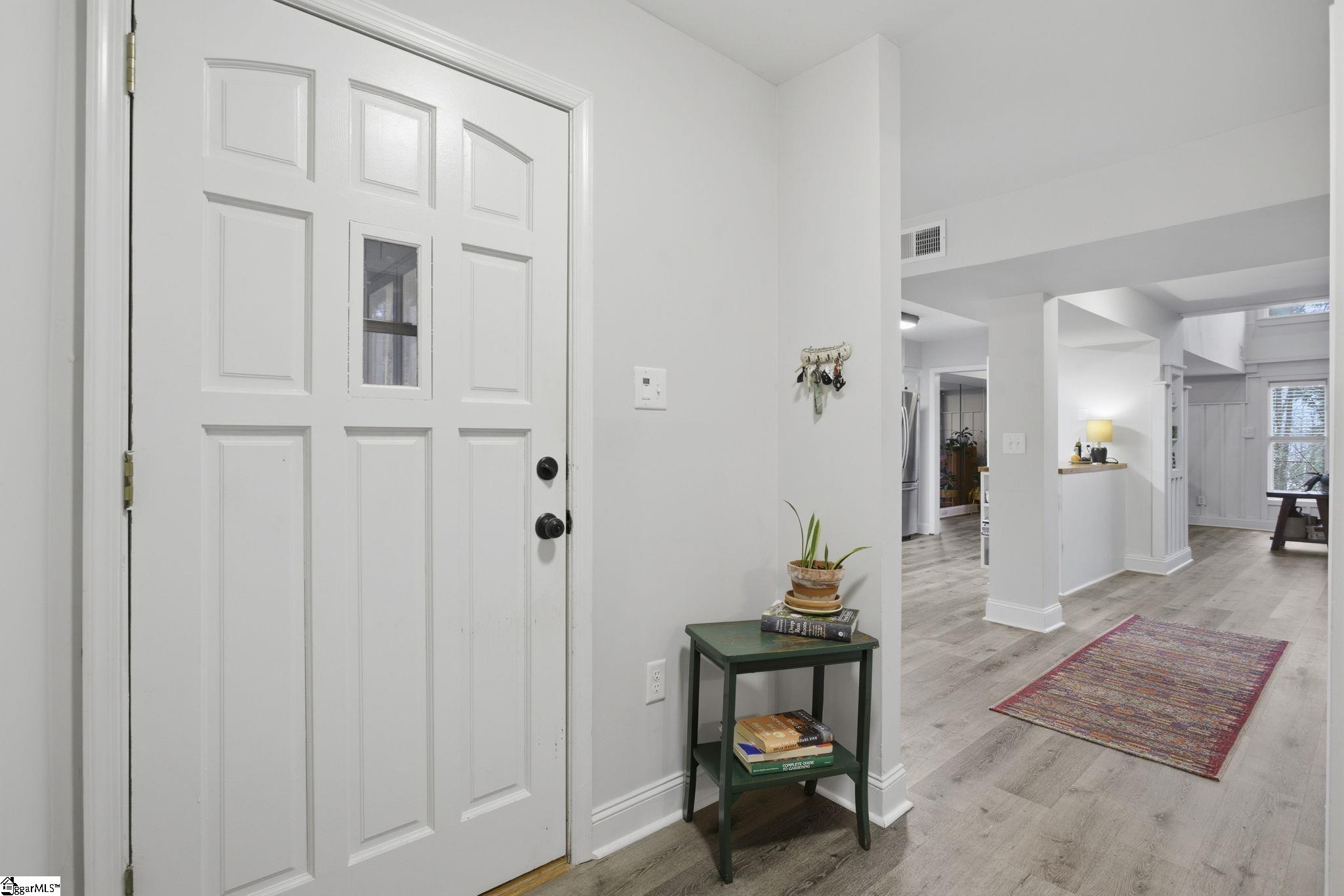 117 Inglewood Way Greenville, SC 29615 - Photo 7 of 39