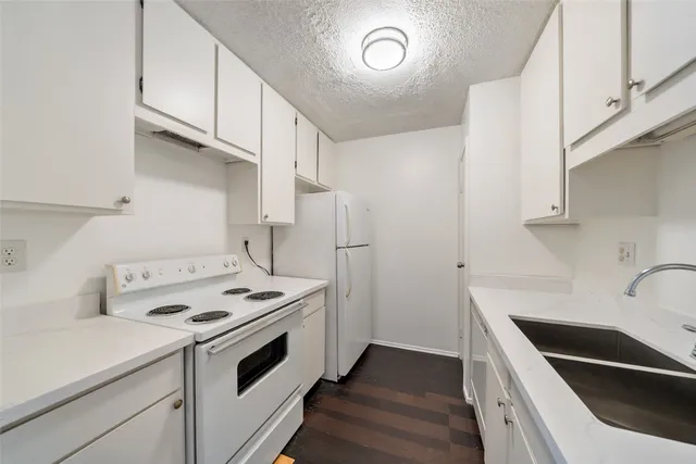 $1,200 | 10053 Westpark Drive, Unit 298, Houston, TX 77042