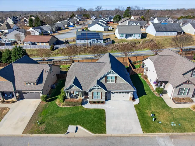 $369,999 | 716 Wynborne Lane, Moore, SC 29369