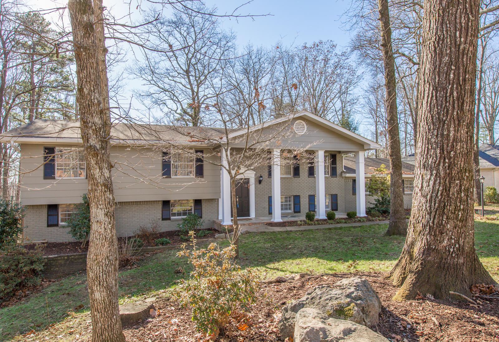 807 Crown Point Road West Signal Mountain, TN 37377 - Photo 2 of 36 Front Exterior